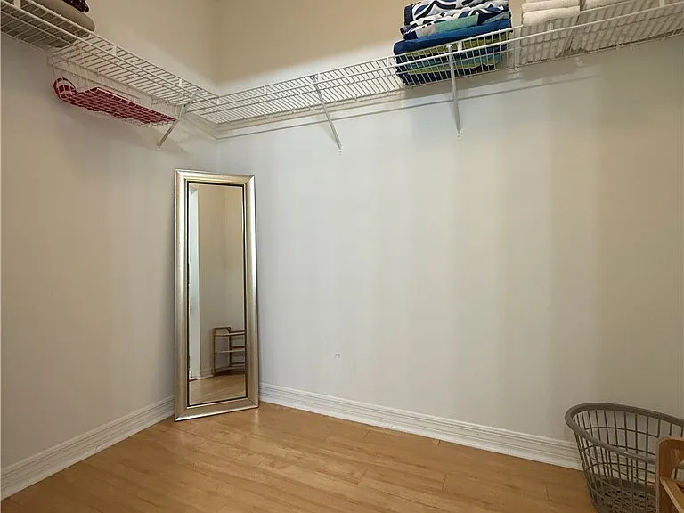 15009 Cloverdale Dr — Photo 12