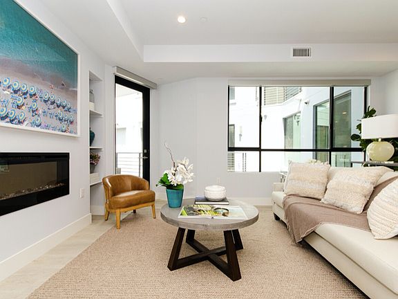 2nd image of 5955 Saturn St APT 306