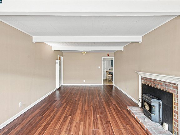 5th image of 3543 Carlfield St
