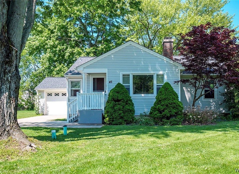 1st image of 45 Lenora Dr
