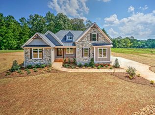 19610 Shearer Rd, Davidson, NC 28036