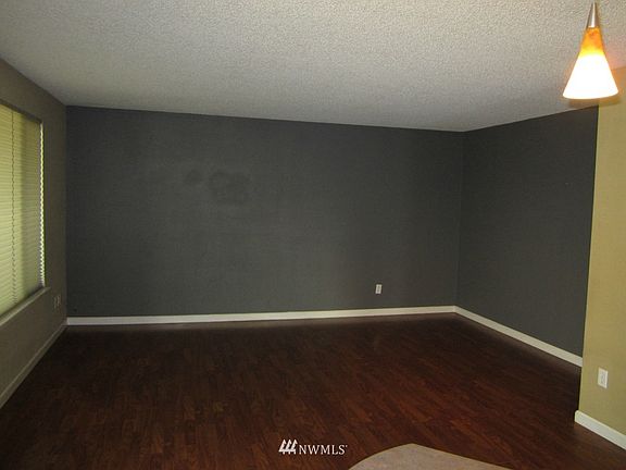 2nd image of 13067 Pacific Highway S #B