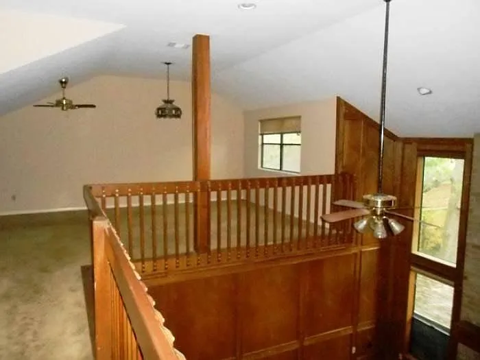 6523 Greenvale Lane — Photo 4