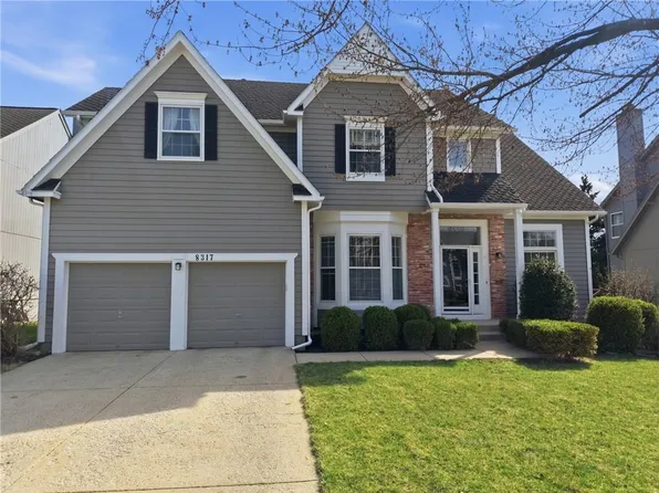 8317 W 144th Pl, Overland Park, KS 66223
