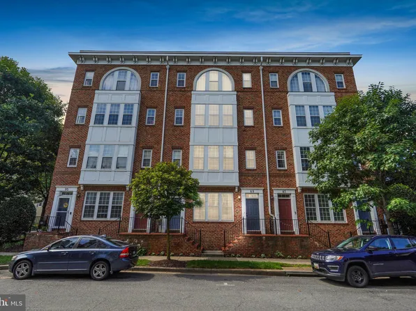 89 Chevy Chase St #89, Gaithersburg, MD 20878