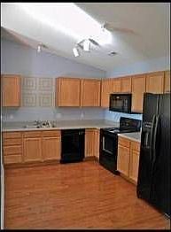 5th image of 612 Yellow Leaf Way
