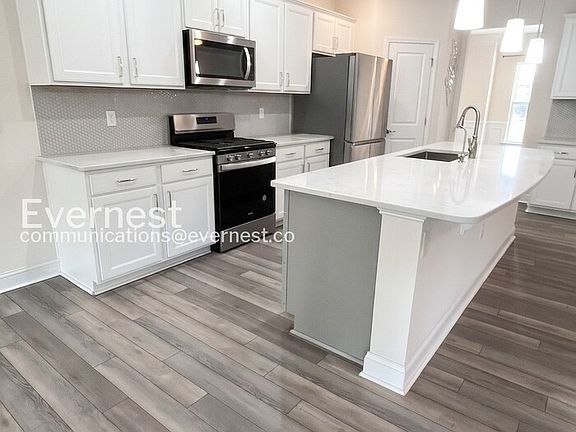 4th image of 8436 Jordan Meadow Dr