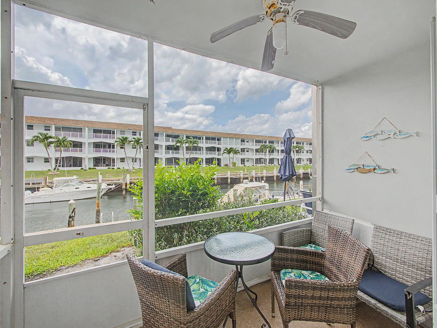1 bed, 1.0 bath, 640 sqft, $1,800 — Photo 2