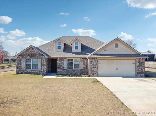 17280 Highland Dr, Claremore, OK 74017