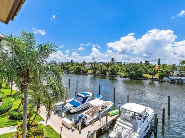 210 Captains Walk APT 711, Delray Beach, FL 33483