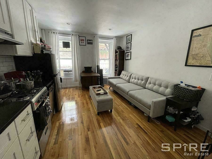 1st image of 224 E 95th St APT 2B