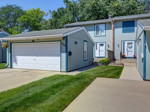 330 Elmwood Ln, Bloomingdale, IL 60108