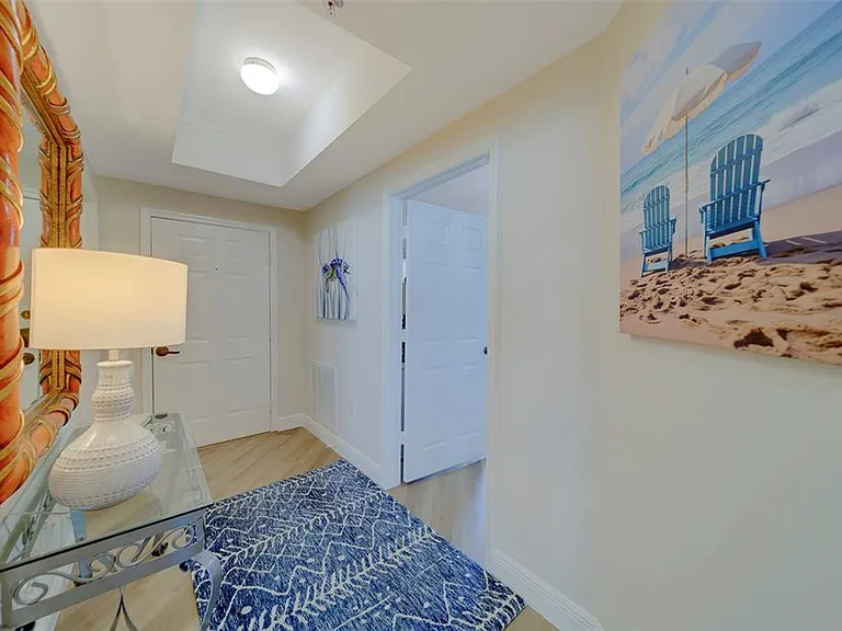 16700 Gulf Blvd #423 — Photo 5