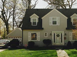 914 Westlawn Ave, East Lansing, MI 48823