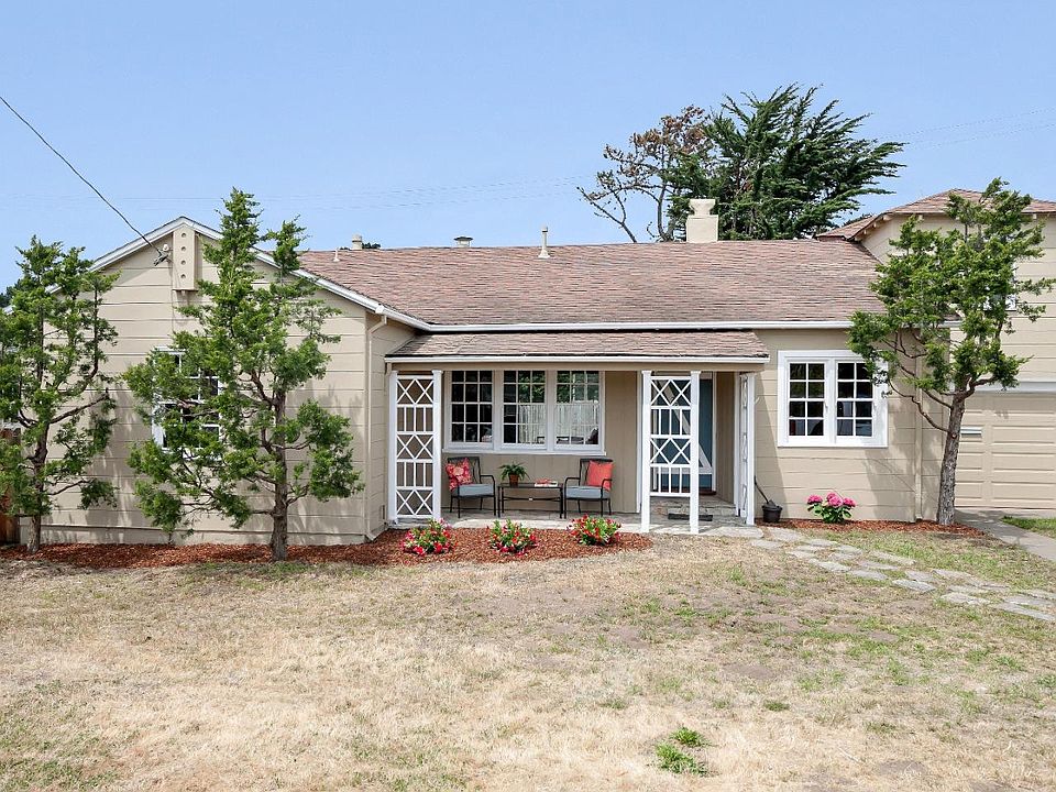 1st image of 23 Garden Ln