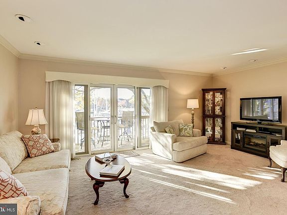 5th image of 2148 Chesapeake Harbour Dr E