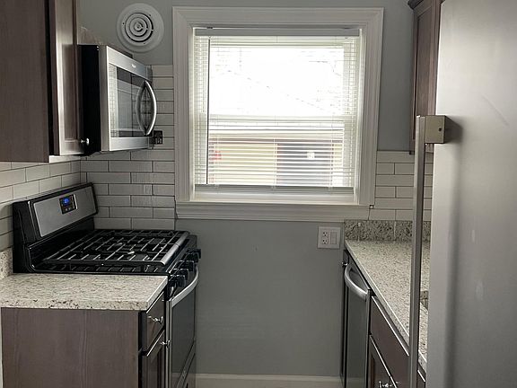 3rd image of 1824 15th St