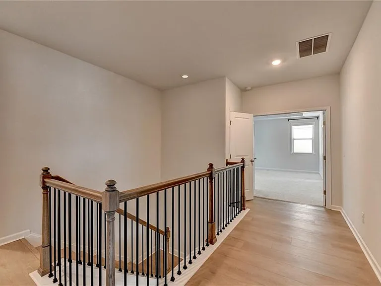 7410 Ansley View Ln — Photo 41