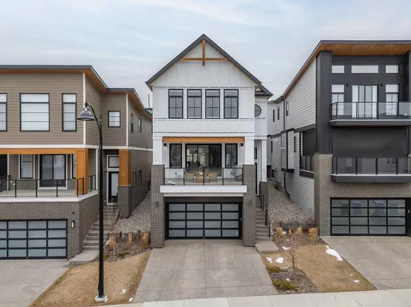 80 E Timberline Way SW, Calgary, AB T3H 6C8