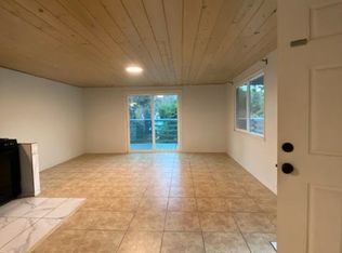 29214 Hemlock Dr FLOOR 2, Cedar Glen, CA 92321