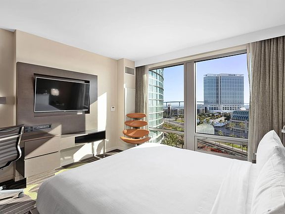 2nd image of 207 5th Ave #1014