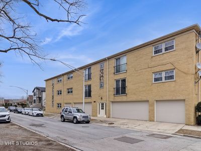 3207 N Pontiac Ave APT 3S, Chicago, IL, 60634