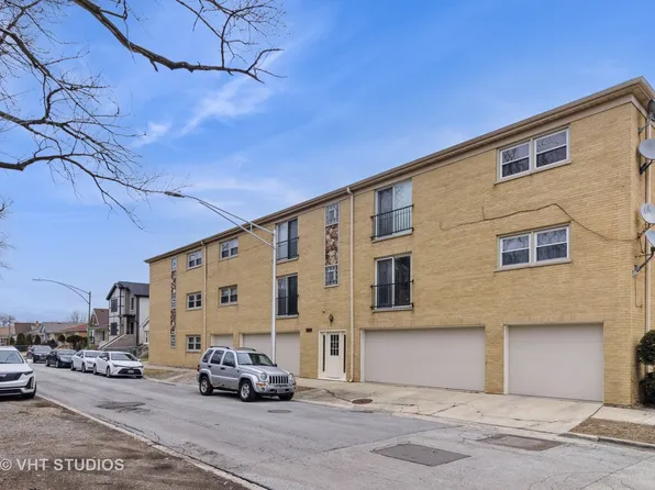3207 N Pontiac Ave APT 3S, Chicago, IL 60634