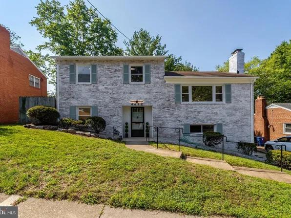 4612 9th St S, Arlington, VA 22204
