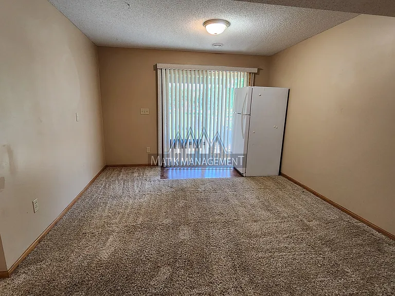 4343 Ashland Ln NW — Photo 37
