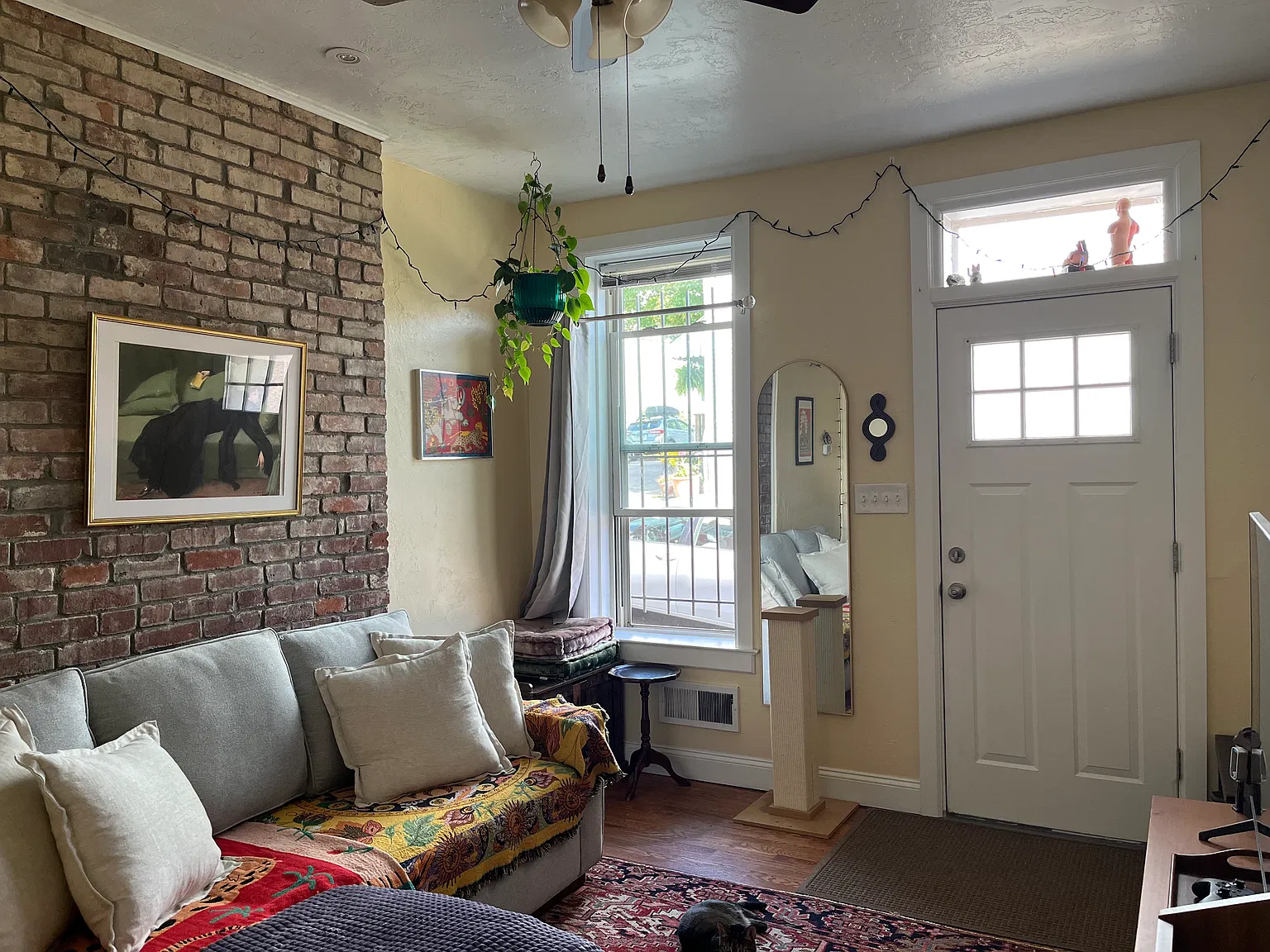 1527 Saturn Way — Photo 1