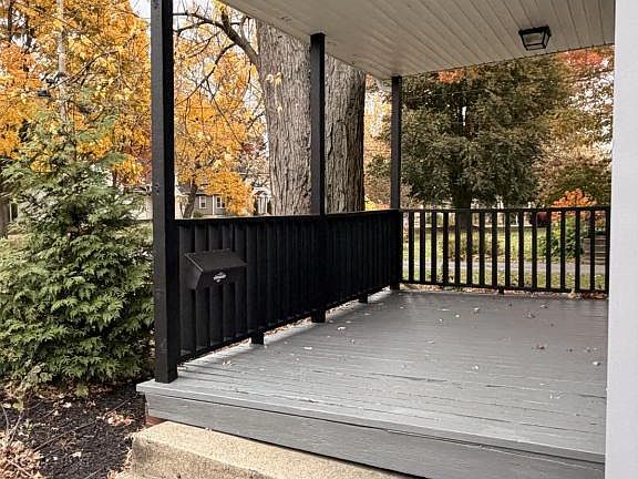 3rd image of 29 Crestline Pl