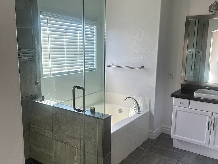 Upstairs Master Bathroom