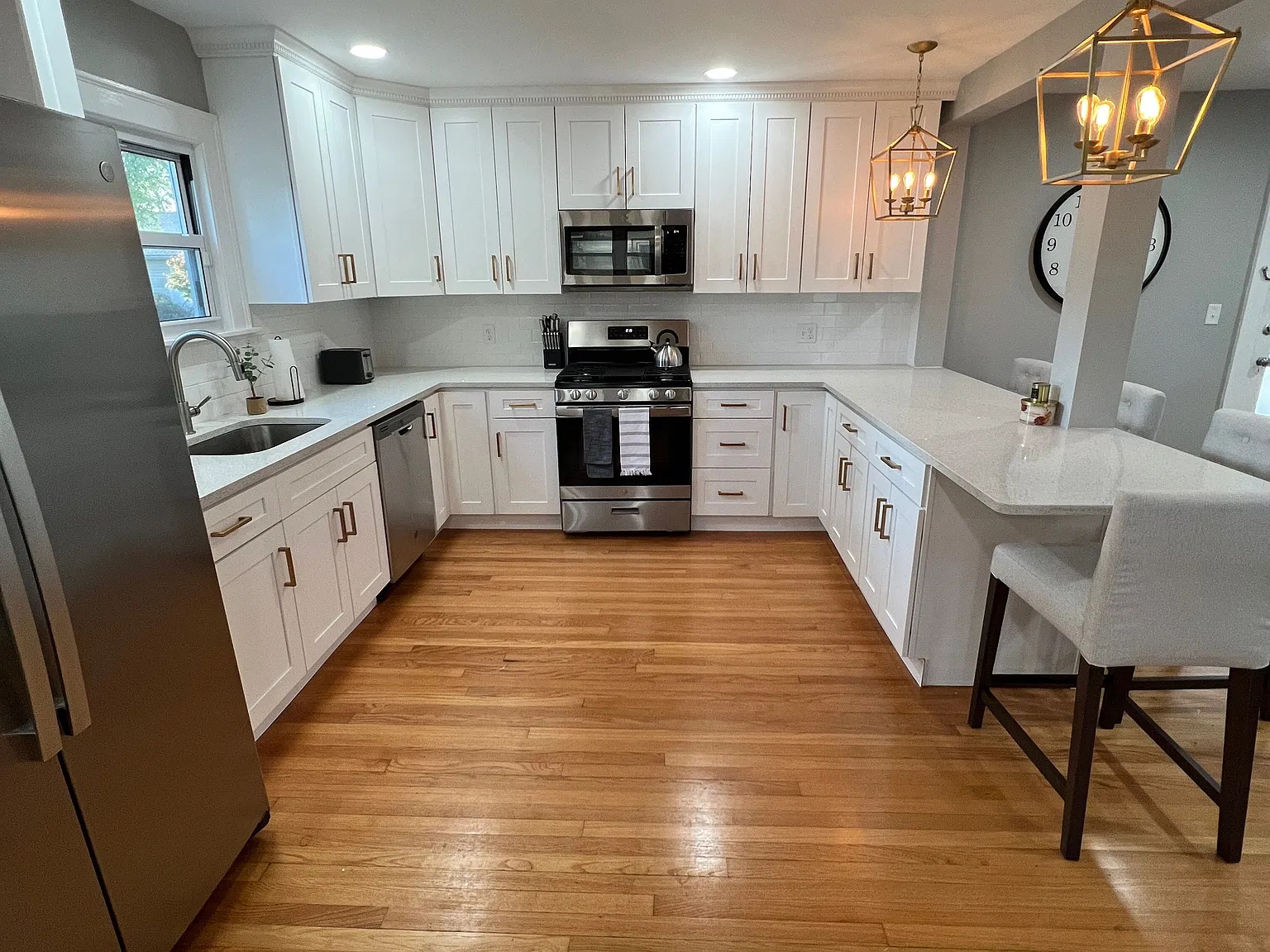 3 bed, 1828 sqft, $3,800 — Photo 3