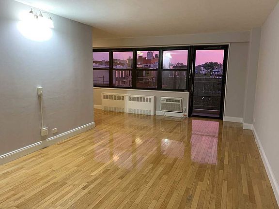 3rd image of 341 10th St APT 5J