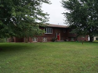 496 Deer Haven Dr, Hudson, WI 54016