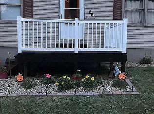 261 Francis Dr, Hillsville, PA 16132