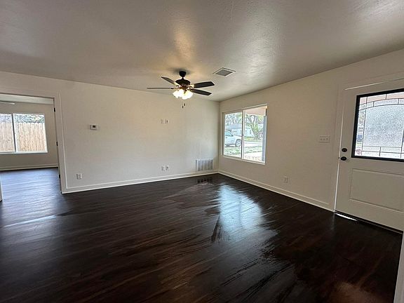 3rd image of 549 N 12th St