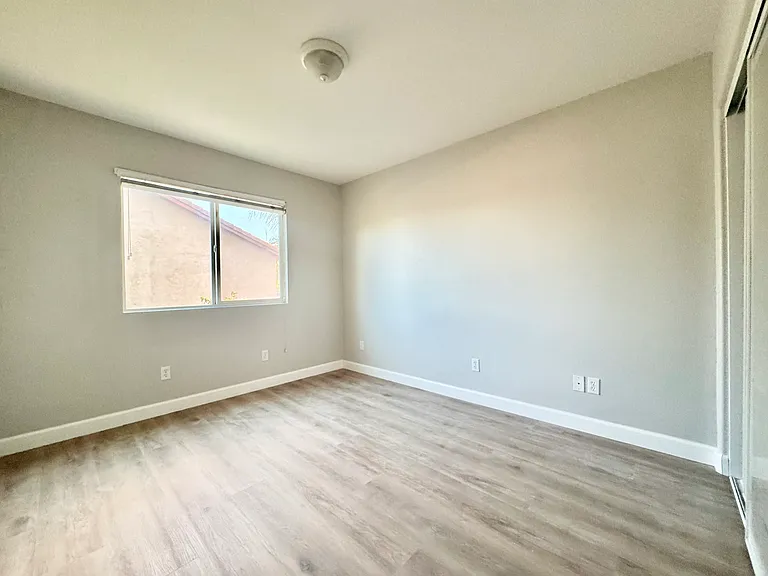 2871 Pinta Ct — Photo 34