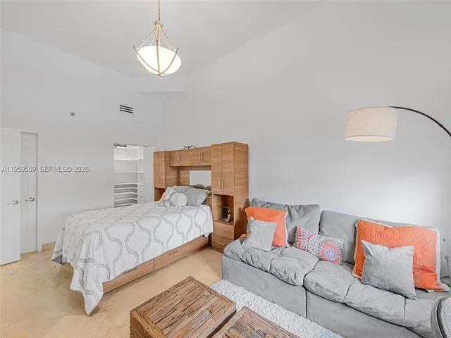 540 Brickell Key Dr #500 — Photo 19