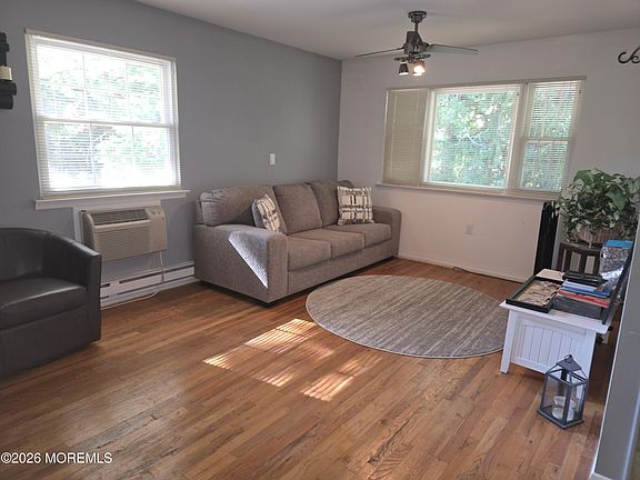 2nd image of 210 D Laurel Place