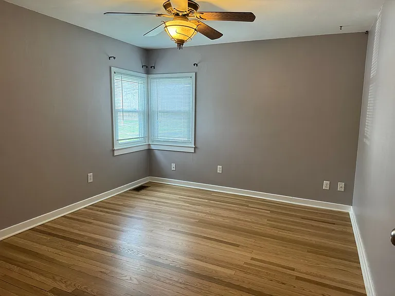 367 Whitney Rd — Photo 12