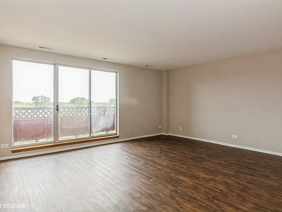 3rd image of 300 Park Ave APT 652