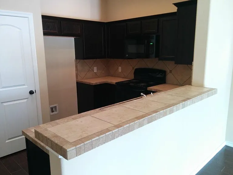 155 Creekside Villa Dr — Photo 3