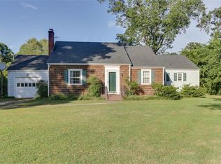 512 Kemp Ln, Chesapeake, VA 23325