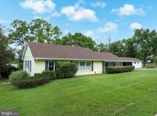 746 Henszey St, Lemont, PA 16851