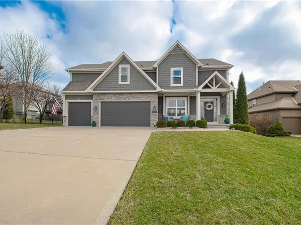 8909 NE 95th Ct, Kansas City, MO 64157