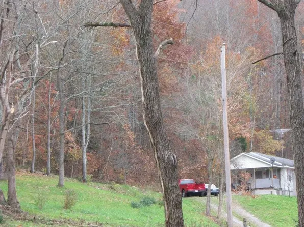 323/17AC County Road 2, Riceville, TN 37370