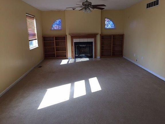 4th image of 6027 Glenn Trace Ln