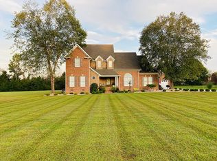 305 Hunters Landing Dr, Manchester, TN 37355
