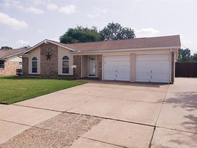 612 E Glendale St, Crowley, TX, 76036